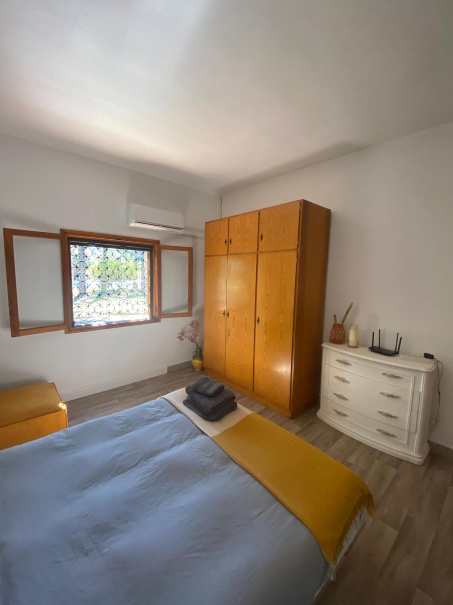 Bed and Breakfast Pink Lemon House Ельче Екстер'єр фото